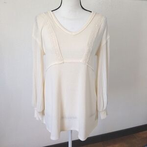 SALE 🛍️ 𝅺MAURICES Solid Crochet Trim Blouson Sleeve Tunic Top Womens size XS